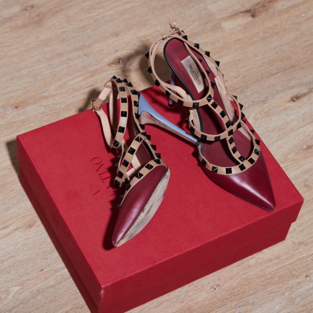 VALENTINO ROCKSTUD PUMP - Picture 3 of 3